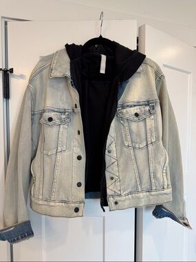 Athleta convertible denim jacket